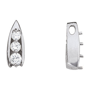 3-Stone Round Diamond Pendant Necklace