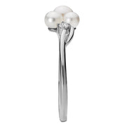 Ladies Fashion Pearl Ring