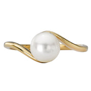 Ladies Fashion Pearl Ring