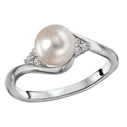 Ladies Fashion Pearl Ring