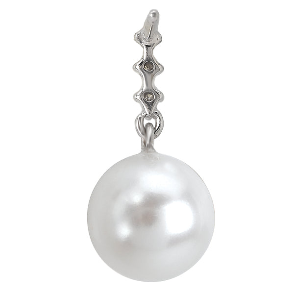 Ladies Fashion Pearl Earrings