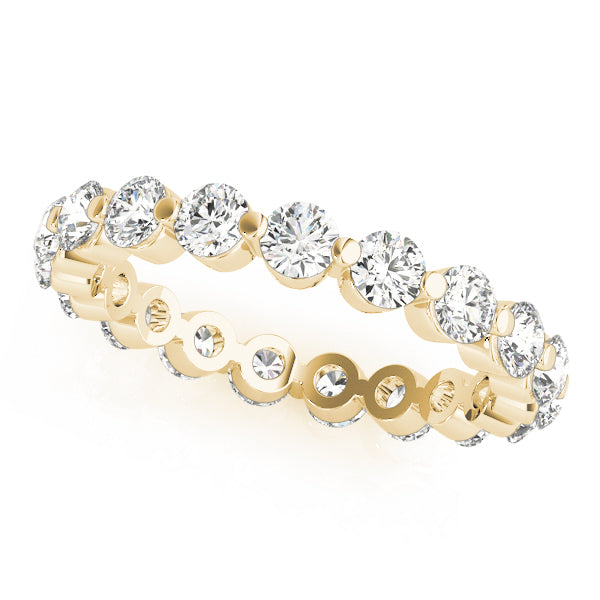 SINGLE SHARED PRONG ETERNITY RING