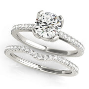 Round Diamond Single Row Engagement Ring