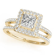 18K Yellow Gold 1 1/5 ct tw Halo Diamond Engagement Ring