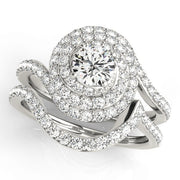 Round Diamond Halo Engagement Ring