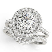 Round Diamond Halo Engagement Ring