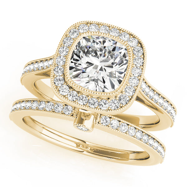 14K Yellow Gold 1 ct tw Halo Diamond Engagement Ring