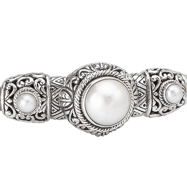 Ladies Fashion Pearl Bracelet