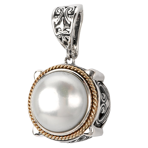 Ladies Fashion Pearl Pendant