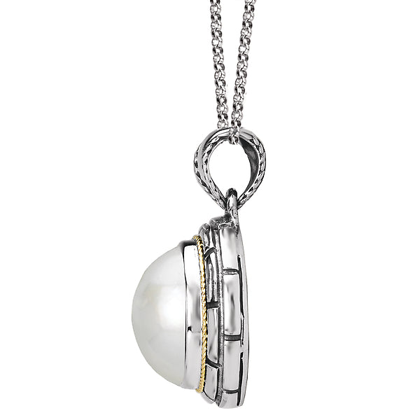 Ladies Fashion Pearl Pendant