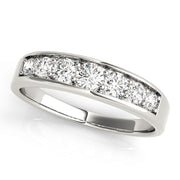Round Diamond Wedding Ring