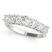 Round Diamond Wedding Ring in Premium Metals