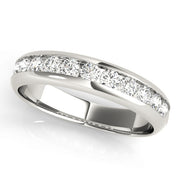 11-Diamond Round Wedding Ring