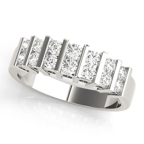 Round Diamond Wedding Ring