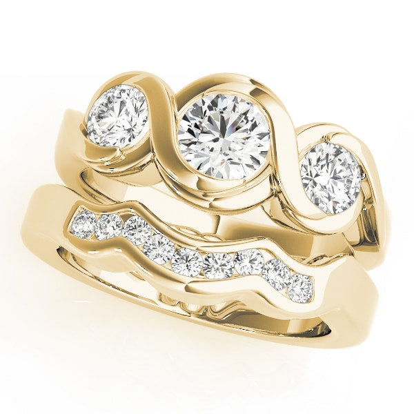 18K Yellow Gold 1 ct tw Three Stone Diamond Engagement Ring