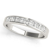 18K White Gold 1/6 ct tw Fancy Shape Diamond Wedding Ring