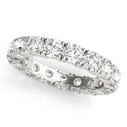 16-Diamond Round Wedding Ring