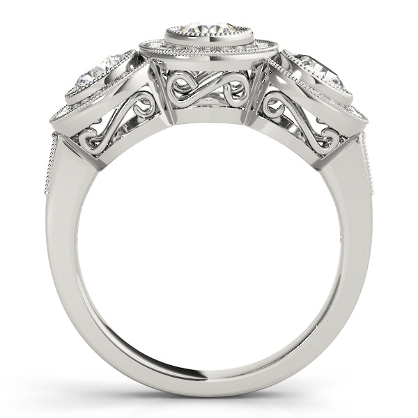 3-Stone Round Diamond Engagement Ring
